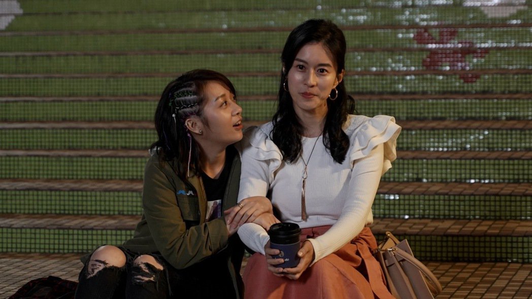 妈妈的朋友父母皆听障「最美手译员」特殊家世惨遭黑心敲诈