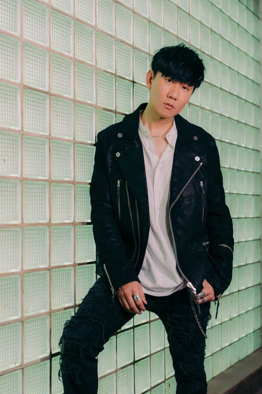 JJ林俊杰确诊新冠肺炎经纪公司还原染疫真相！