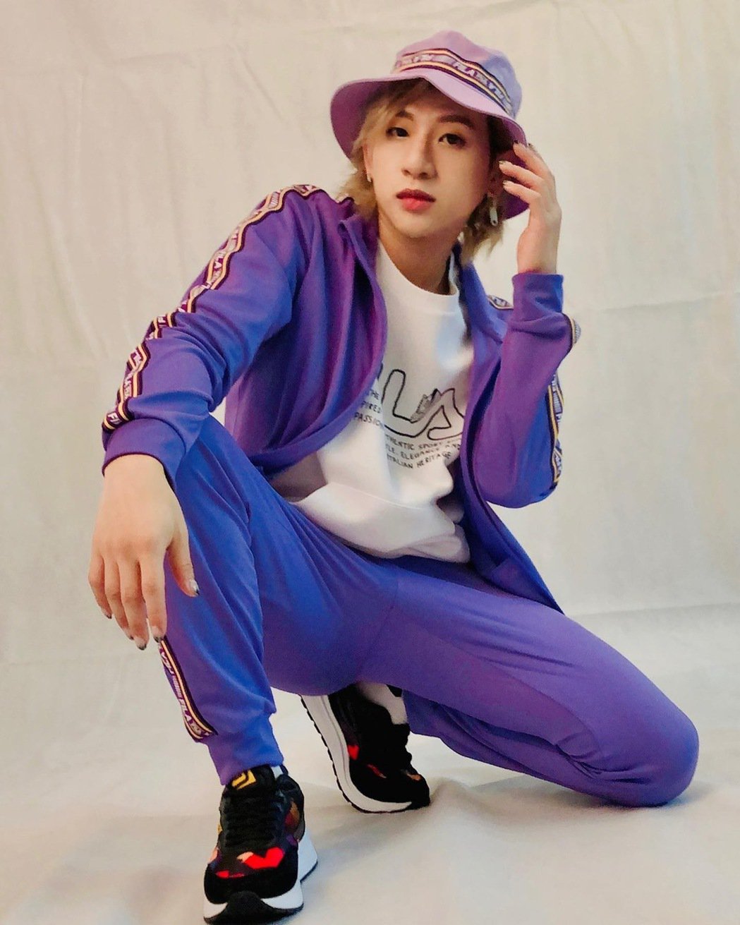 姐姐的朋友嘻小瓜自爆校园霸凌血泪史遭骂人妖「身心灵重创」