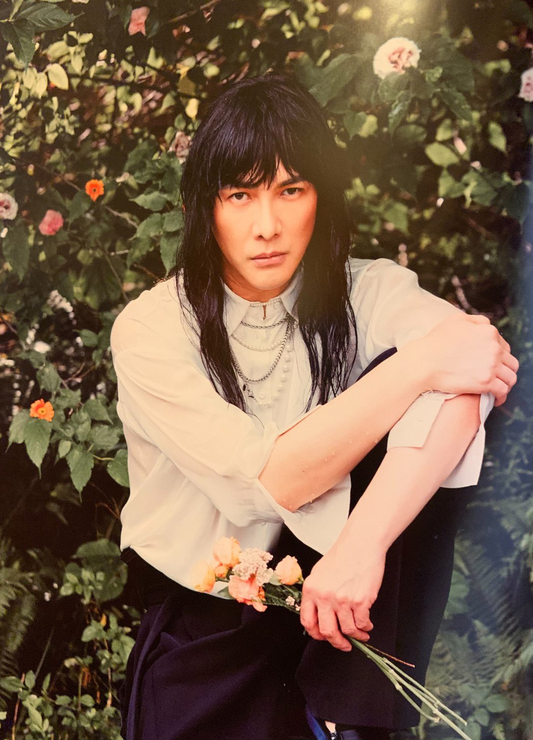 身家10亿男星遭软禁3坪房被弹橡皮筋当动物看