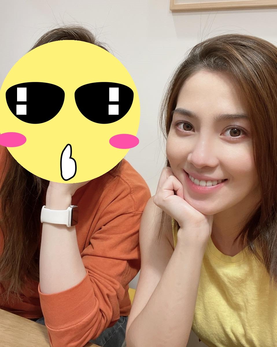 「最美博士」许蓝方晒亲妹合照网见高颜值:有混血?