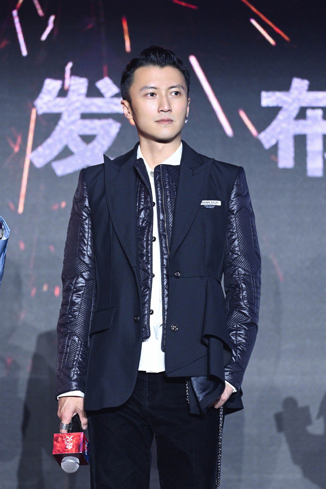 她赞谢霆锋退加籍「好有种」严正呼吁黄安、刘乐妍跟进