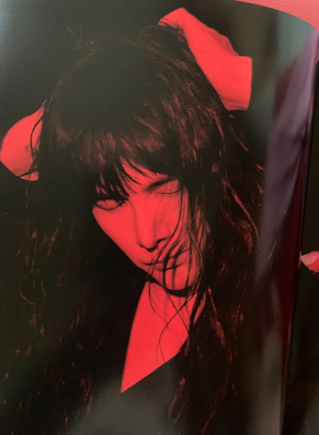 身家10亿男星遭软禁3坪房被弹橡皮筋当动物看