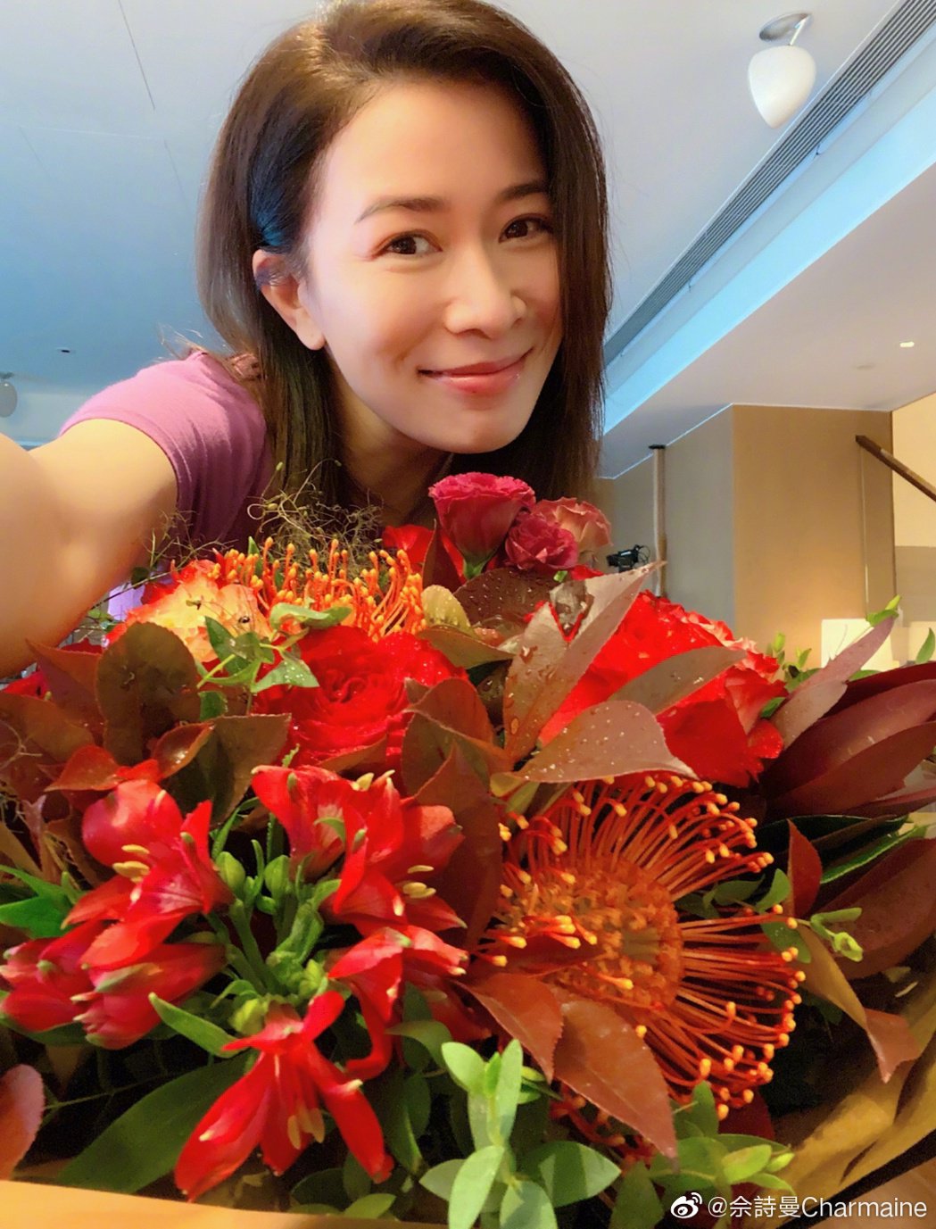 46岁妈妈的朋友佘诗曼爆恋情男方正面照曝光