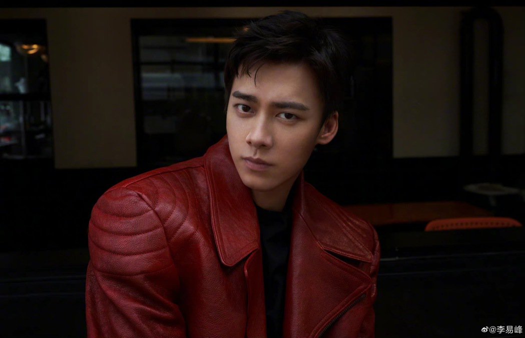 李易峰爆约砲怕被认出 异物志「戴墨镜嘿咻」极乐苏美岛