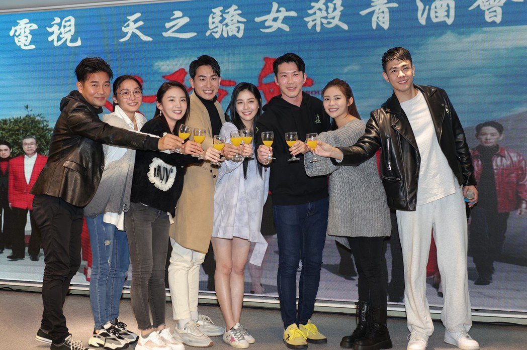 和大S同情节「骄女」星卉靠脸书找回失联30年初恋男友