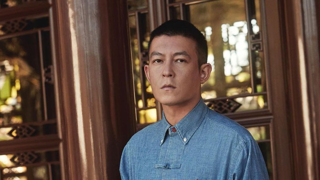 陈冠希「神秘女子」曝光！玻璃窗反射露馅亲揭真实身分