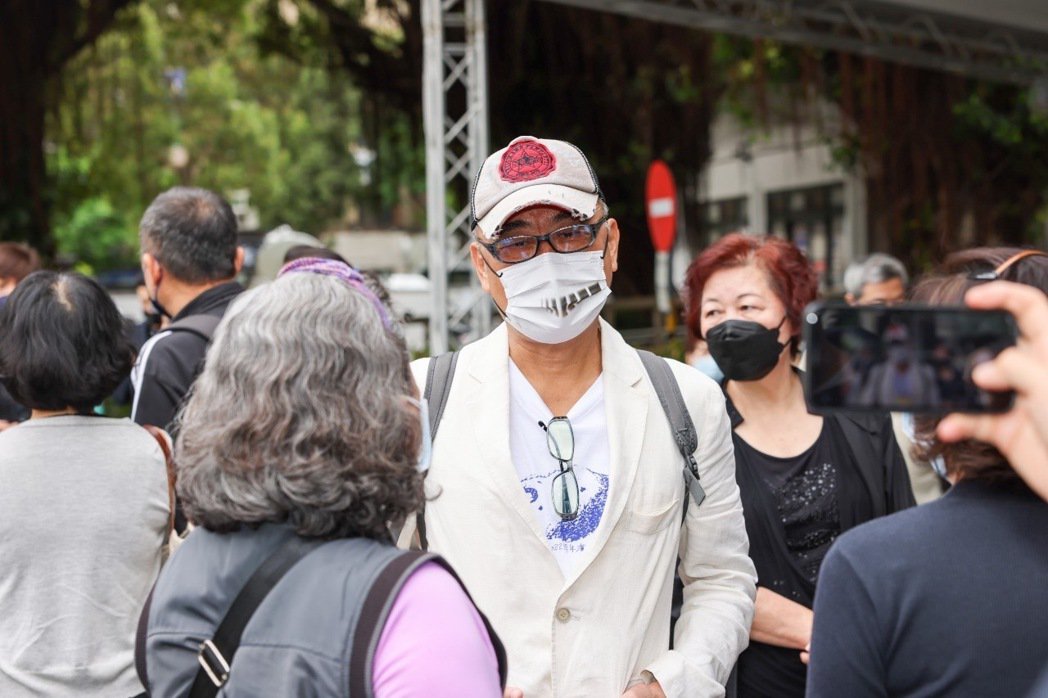 孤独者陈升痛失好友文夏「能人一个一个走了」：还没准备接棒