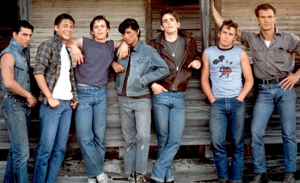 看过青涩的汤姆克鲁斯吗？「人工进化」与否大家公评