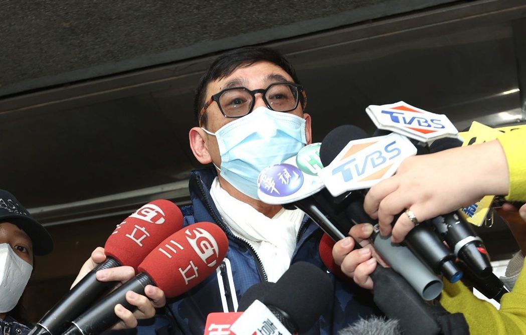 妈妈的朋友宋少卿放鸟公益活动男星叹：他还没有勇气去面对