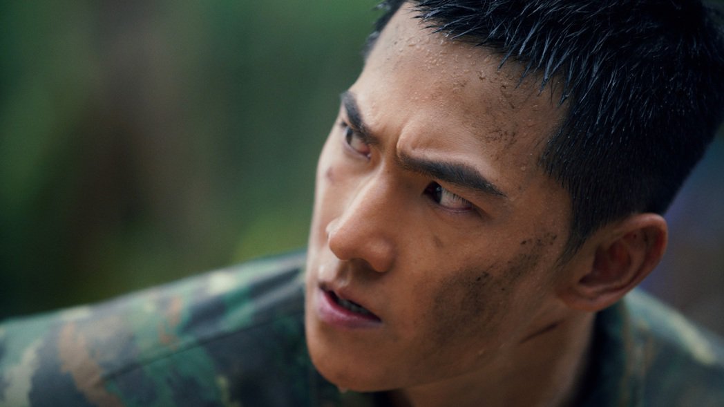 杨洋遭爆违反防疫逃离上海被遣返　工作室发声明辟谣