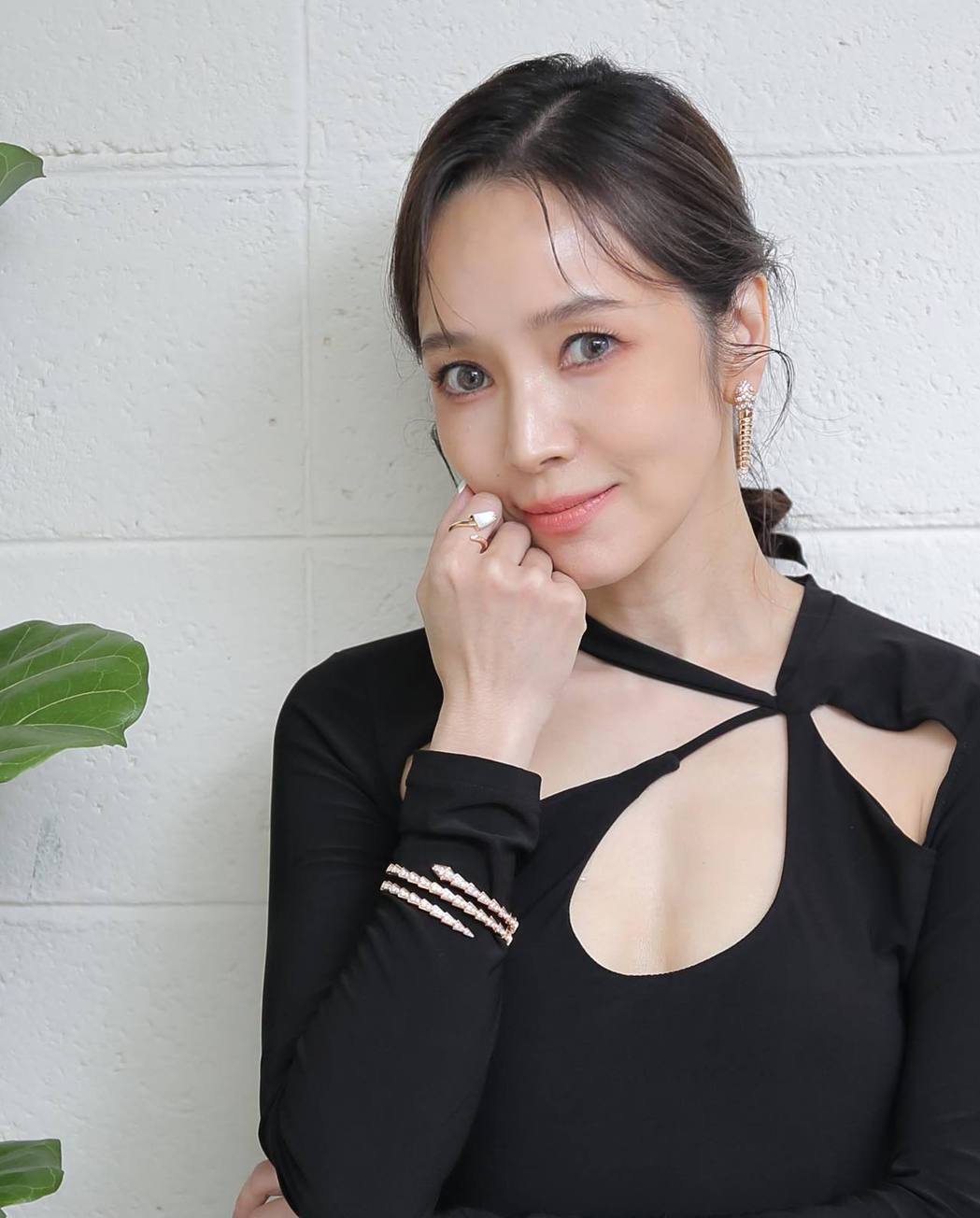 真的差很多！侯佩岑曝零修图滤镜照网赞「这才是本人」