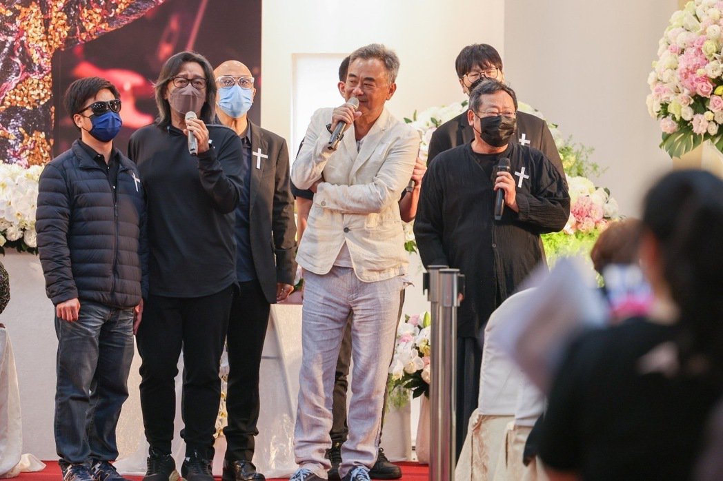 孤独者陈升痛失好友文夏「能人一个一个走了」：还没准备接棒