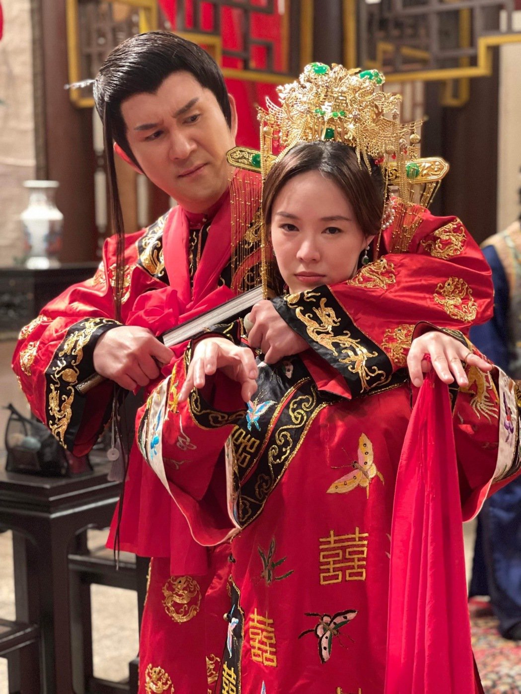 男星演反派吃人魔民众送猪心要他放过波波蓁