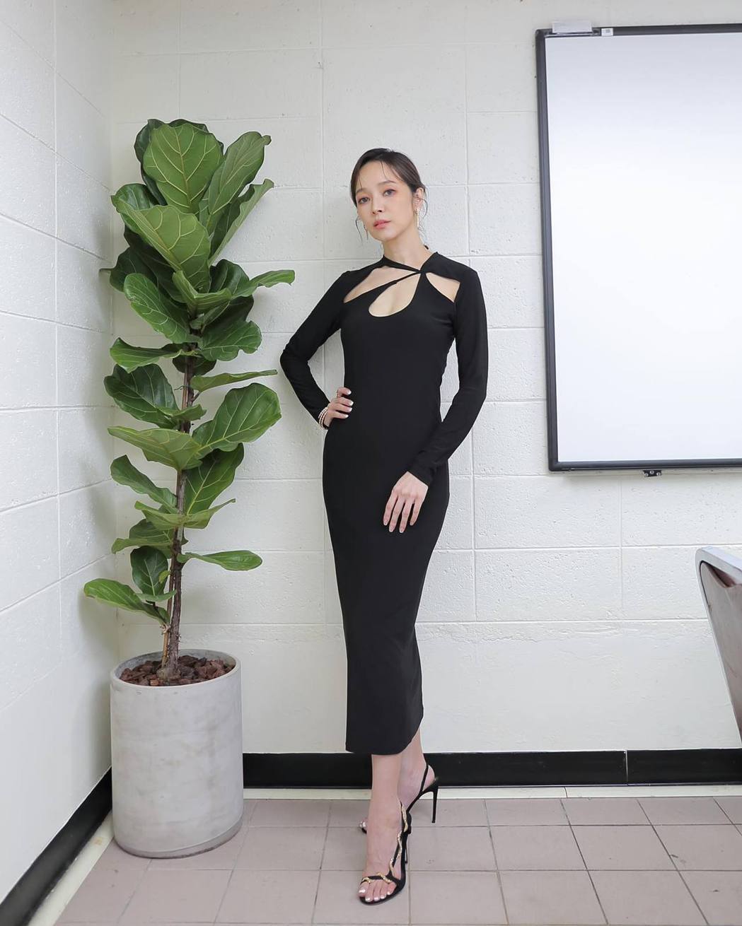 真的差很多！侯佩岑曝零修图滤镜照网赞「这才是本人」