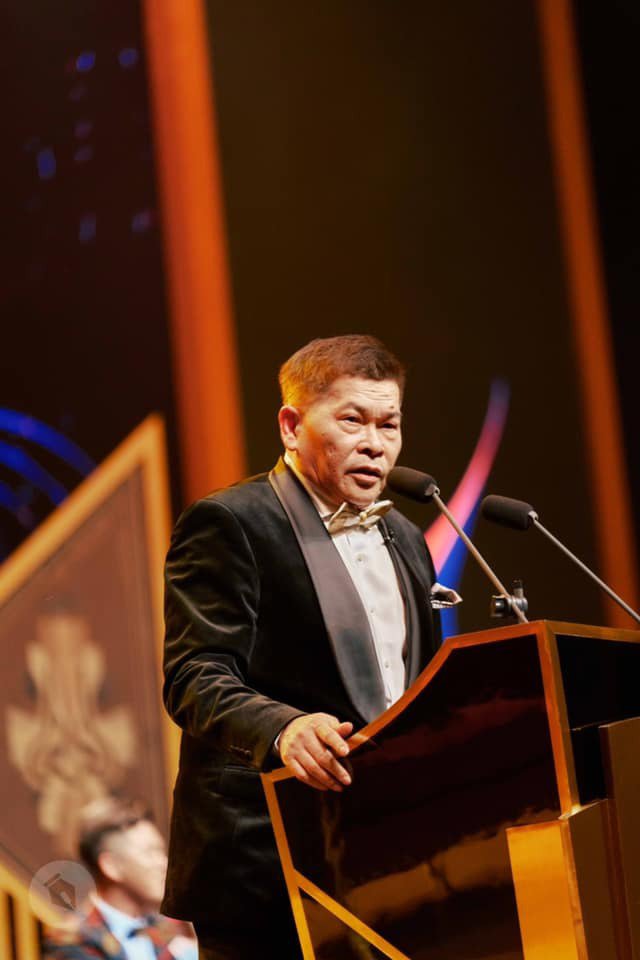 澎恰恰爆身边有神秘女子晚间脸书发声曝实情：谢各界关心