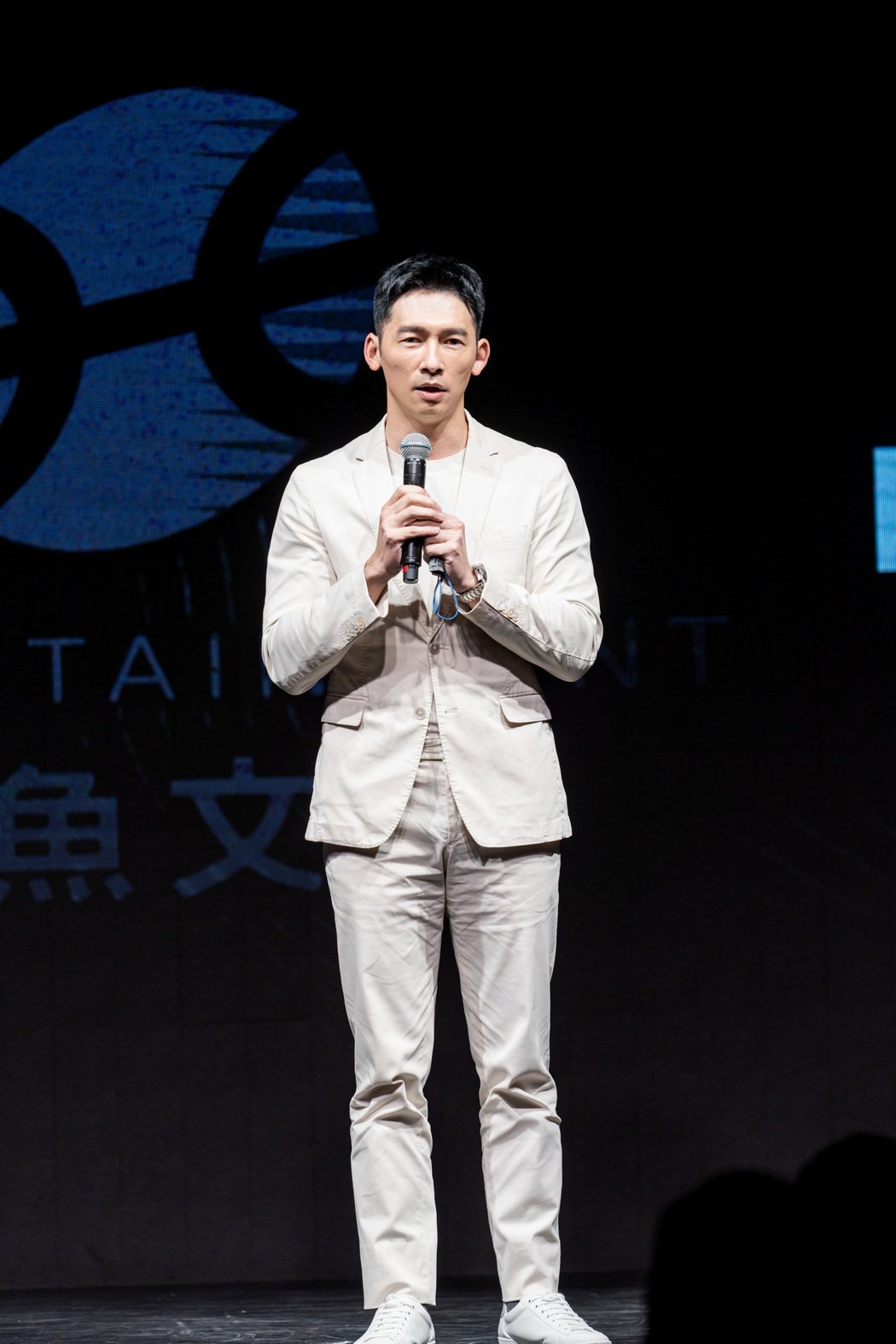 温升豪升制作人砸亿元拍「整形」关心朱芯仪：很勇敢