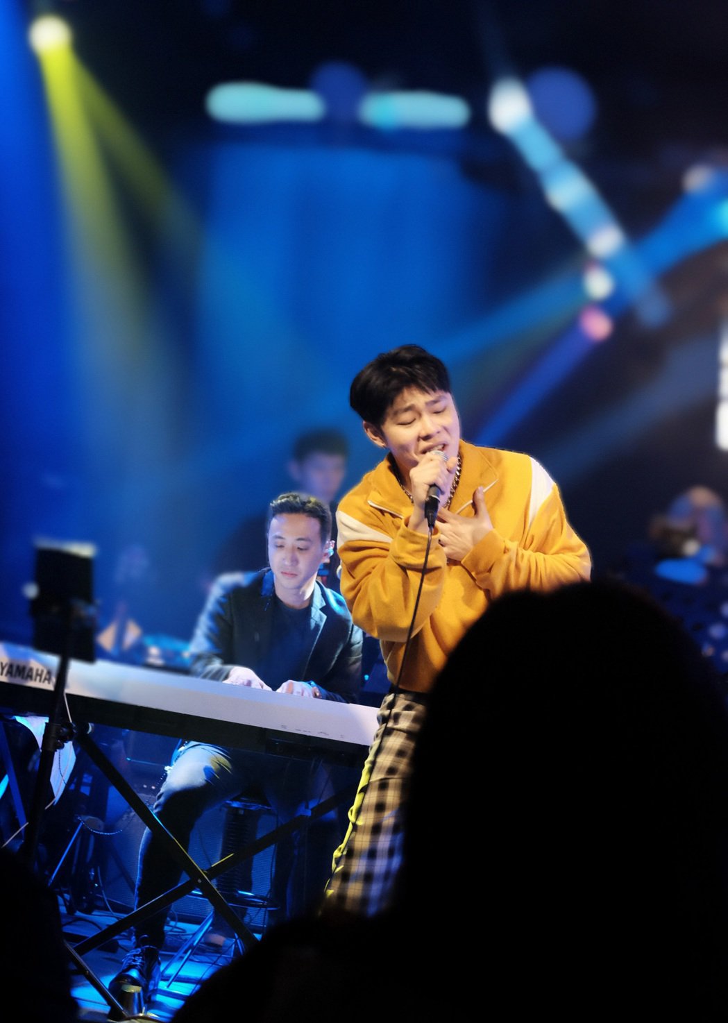 男星不听劝花1万买潮鞋败家结局GG了