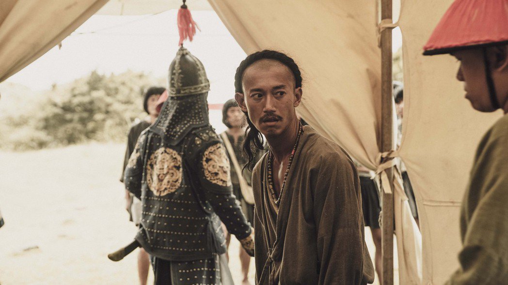 「华灯初上」小姐内斗刘品言谢琼煖嗨：开喝先啦