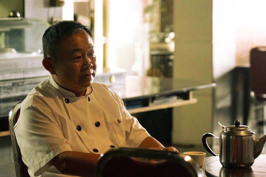 「火神」消防老鸟变厨师孤独者郑志伟吃遍山珍念一味就哭