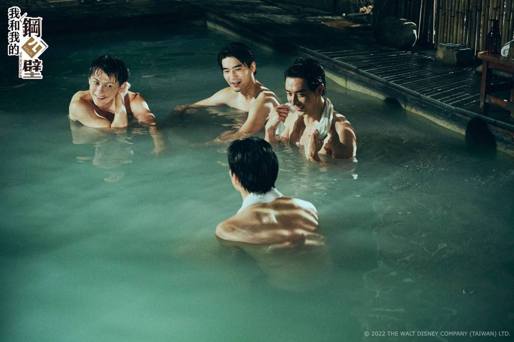 邱宇辰「要脱」丢丢妹上身卖海鲜网嗨留言刷一排