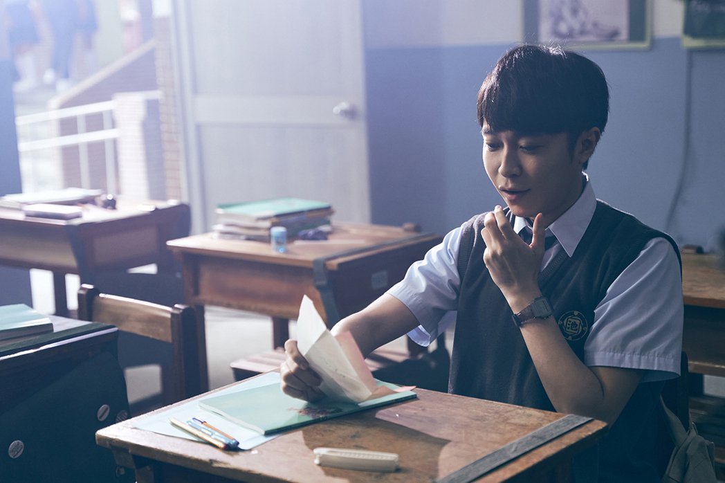 青峰回春扮高中生1分钟就杀青大鹤讨拍1小时诉受难史