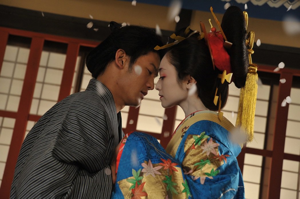 日本第一童星变脱星缠绵雪乳任人摸