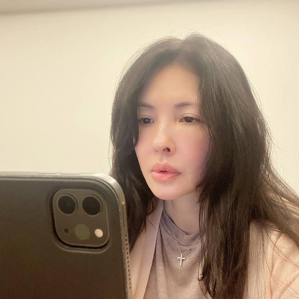 「一家团圆」分流 何如芸视讯陪儿捡温情却「被打败」