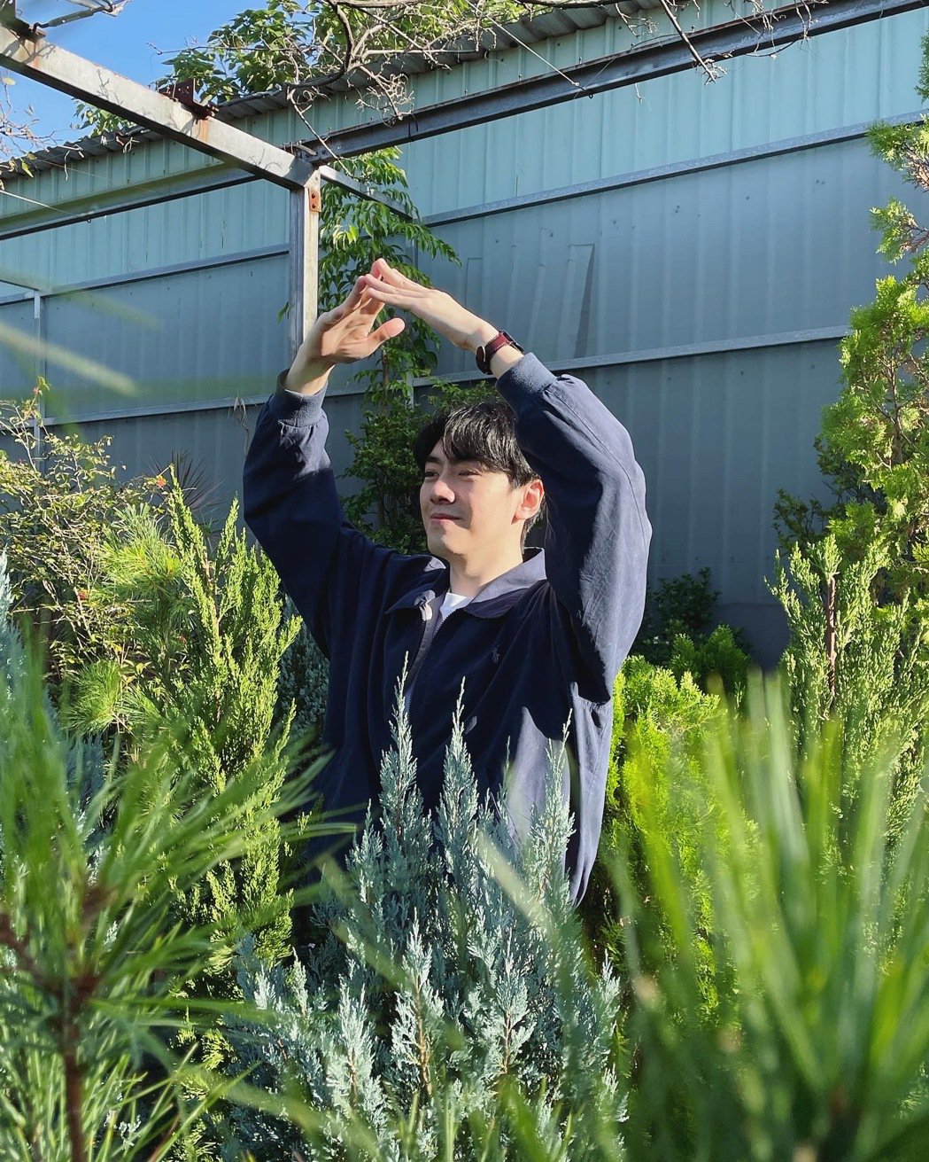 李友廷认爱「拈花惹草」金屋藏20娇蕊揪开趴