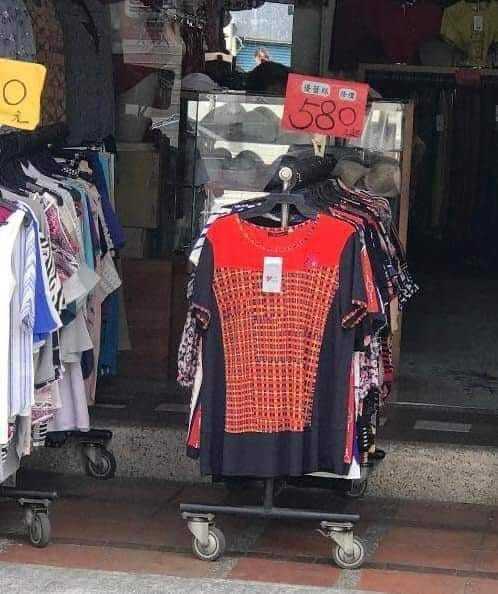 阿翰「房东阿姨的衣服」爆红网见价格吓喊：太有钱