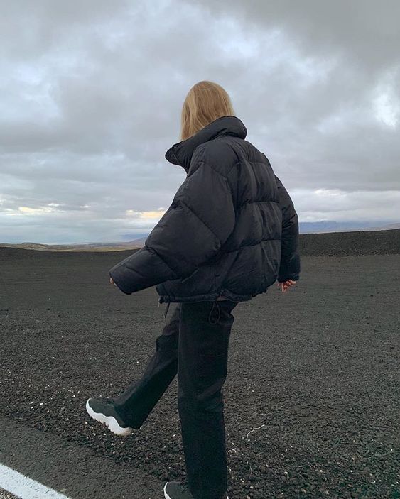 羽绒衣挑选秘诀大公开！含绒量、充绒量、蓬松度三者是关键，挑对「保暖度」