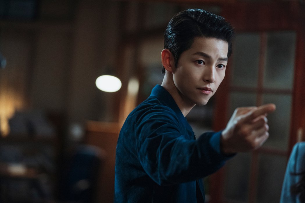 「黑道律师文森佐」编剧深夜揪喝酒曝宋仲基私下状态