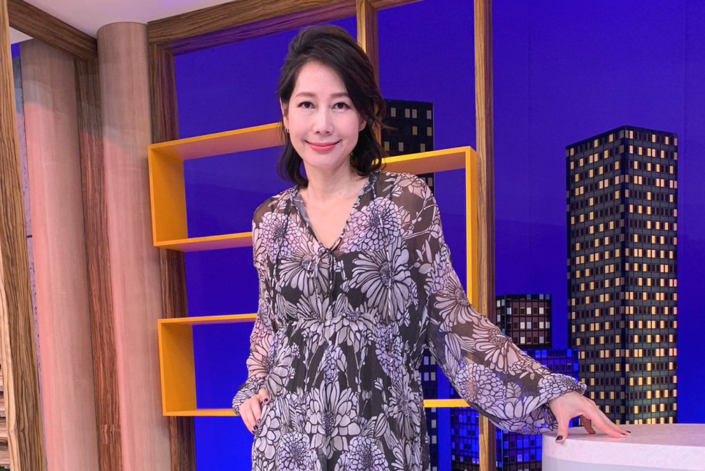 两大咖女星现身！丁宁婚宴豪开170桌惊见老爸超狂人脉
