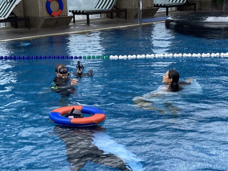 直击Janet封面拍摄现场！香格里拉远东国际大饭店超贴心！