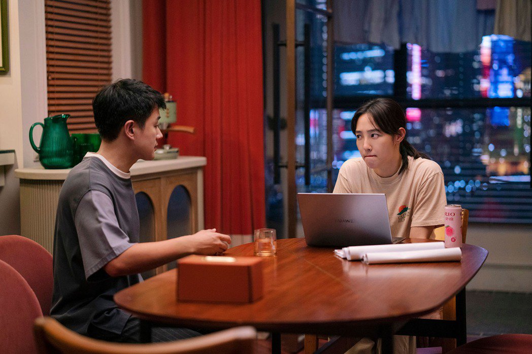 白百何当6年全职妈妈「15秒飙99字」呛老公自私