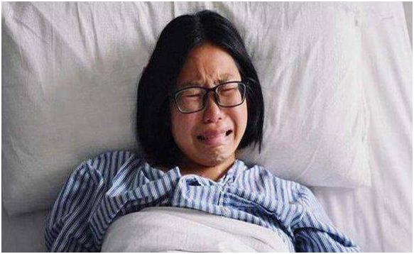 产妇嫌顺产太疼，瞒着婆家人偷偷“剖宫产”，丈夫的训斥句句戳心