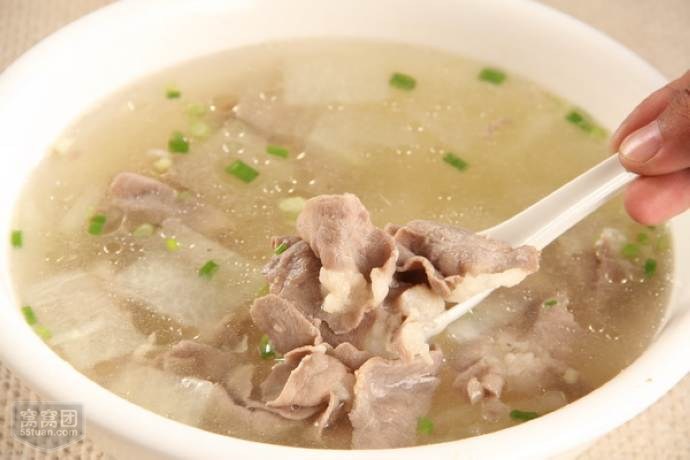 怀孕第36周＂防水肿＂食谱推荐：羊肉冬瓜汤