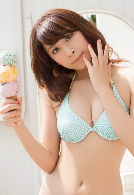 爆乳三剑客 2016年日本杂志的胸器女孩写真