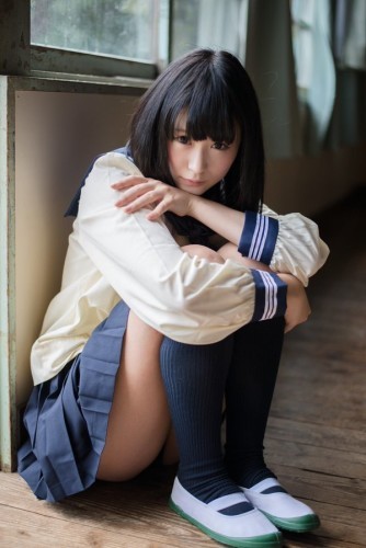又到了为大家介绍妹子的时间了,今天要为大家安利的是一位来自日本的coser— ♀ニ子。モニ子喜欢漫画cos还有音乐,也是一位DJ。身材姣好的她还拍摄了很多福利美照,如果你是制服控的话千万不要错过哦,一起来欣赏一下吧。