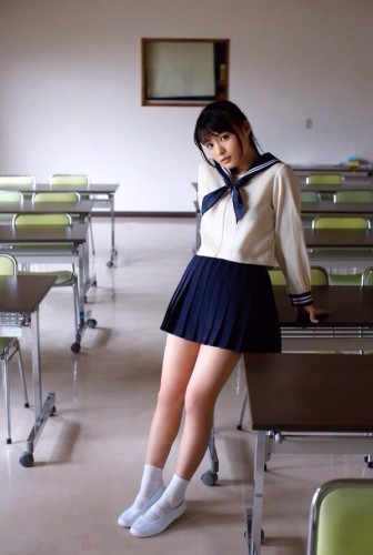 中日混血妹子星明美津纪美少女写真流出