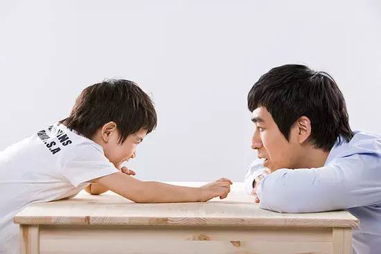 孩子乱发脾气，怎么办？
