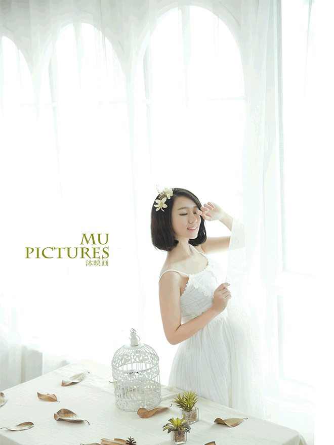 沐浴秋后阳光孕妇艺术照