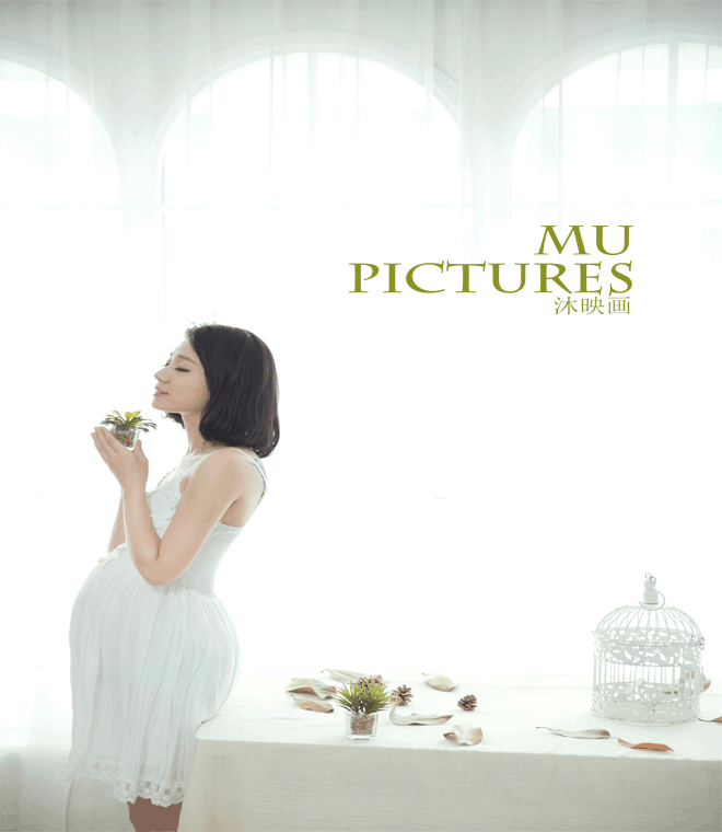 沐浴秋后阳光孕妇艺术照