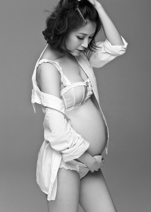 一组超级性感的孕妇照写真
