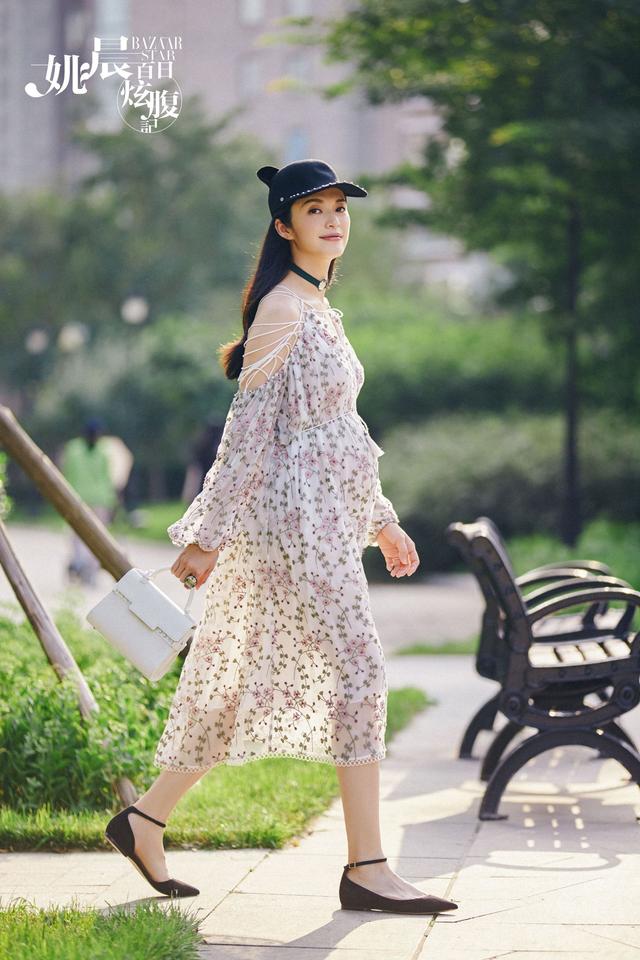 姚晨除了肚子都瘦！ 搭配时尚成“最潮孕妇”