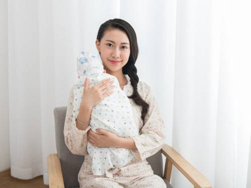 月子期间要多久才能碰冷水
