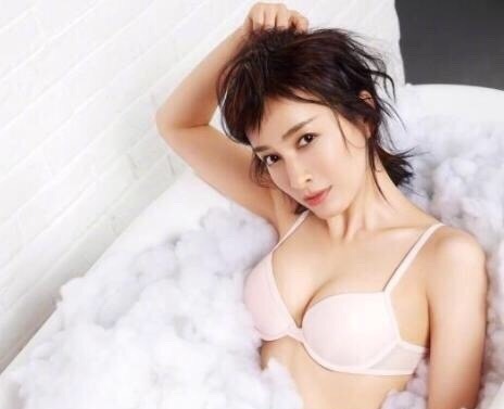 吴昕突破尺度挑战自我 邻家女孩般她身材竟如此火辣 深藏不......