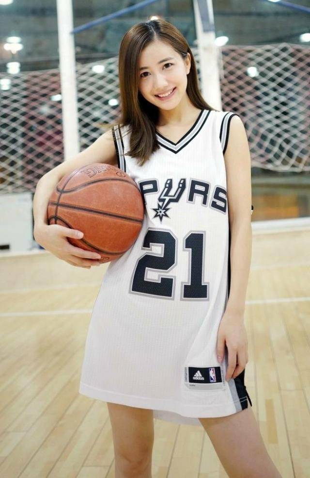 你还记得她吗?2016年巴西奥运会上一名非常出色的美女记