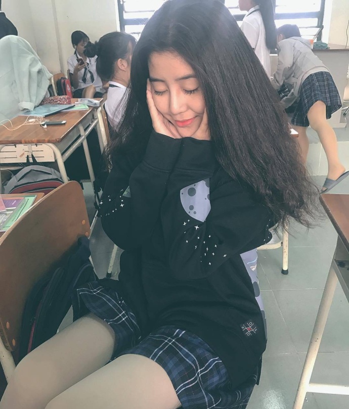 越南16岁美女高中生Vo Ngoc Tran走红