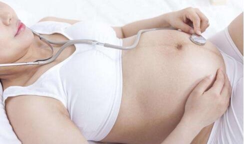 怀孕期间做四维彩超怎样才能让宝宝配合拍得更清晰?